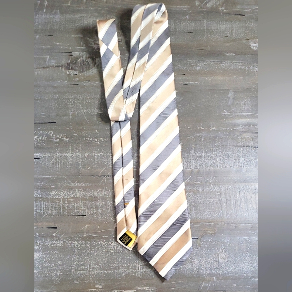 Donald Trump White, Taupe & Grey Stripe Silk Tie